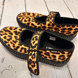Vans Leopard Mary Jane flats size 7.5 Women’s